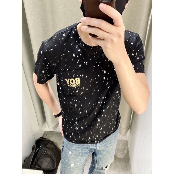 Áo Phông Nam Vẩy Sơn Hình Lưng Vàng