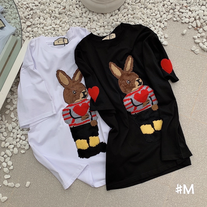 Áo phông thỏ nâu tim ngực TTA788