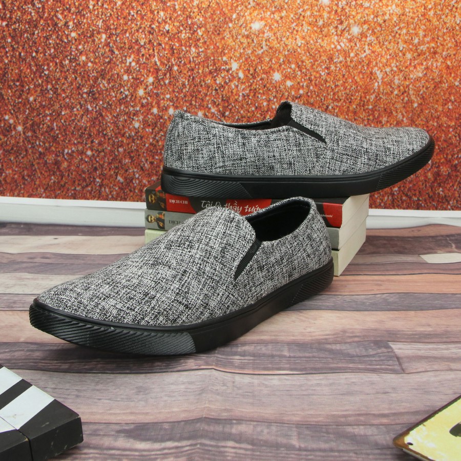 Giày lười vải nam thân xám đế đen TS213 Tronshop
