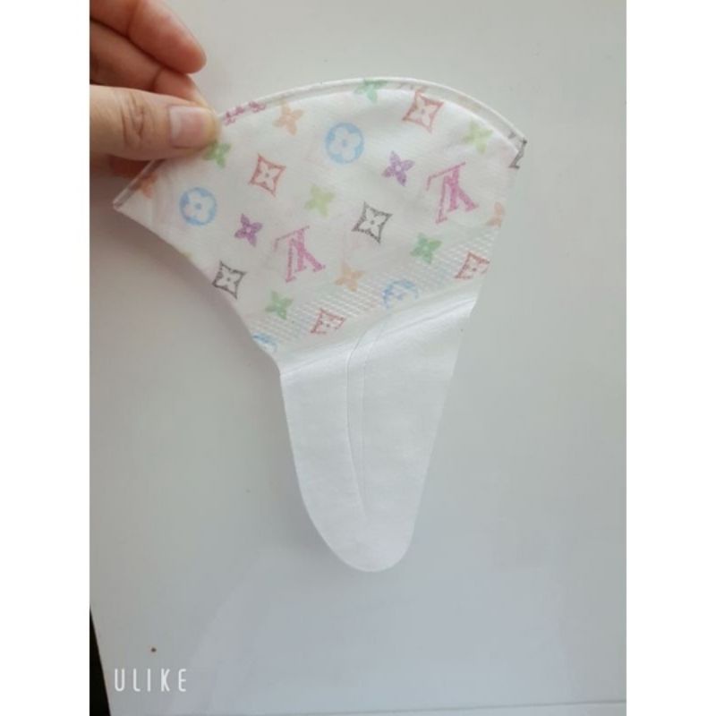 (Hot) Hộp 50 chiếc khẩu trang 3D Mask chữ LV 7 màu đẹp