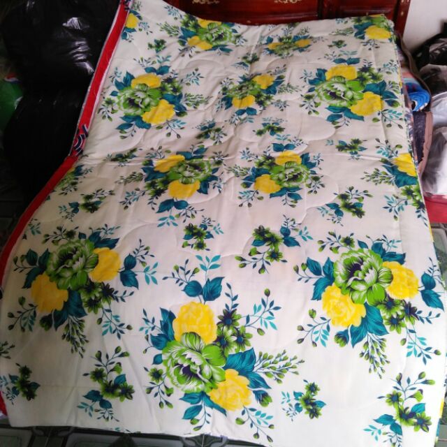 Chăn chần gòn poly cotton 1m8 x 2m