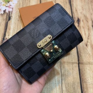 Ví lv khóa gạt FULLBOX