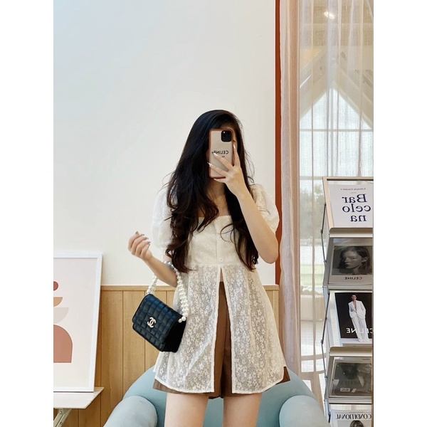 Set áo peplum ren xẻ tà quần short nâu thiết kế mới lạ tạo điểm nhấn