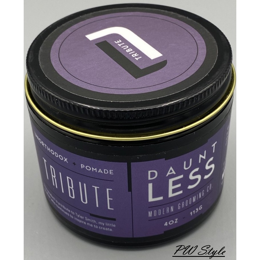 Pomade tạo kiểu gốc nước Dauntless Tribute Firm Hold Pomade 113gr