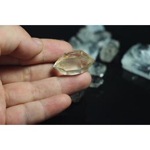 Mặt dây chuyền đá thạch anh