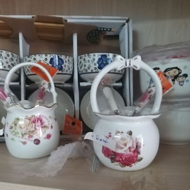 lẵng sứ , giỏ sứ thiên nga + 10 rĩa dĩa sứ hặc 10 thìa sứ