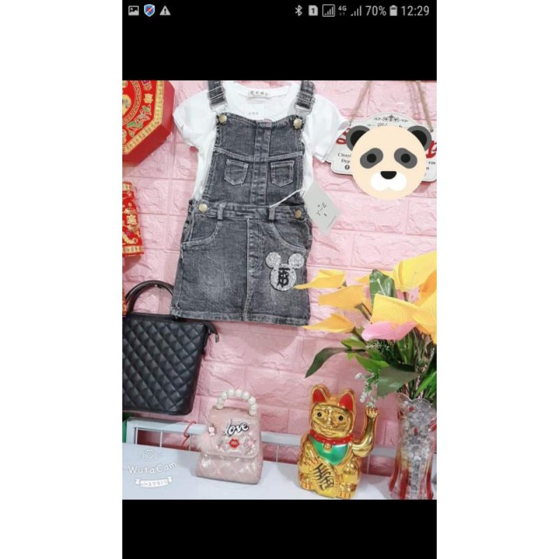 yếm bò cho bé gái thanh lý