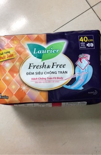Băng Vệ Sinh Laurier Fresh & Free