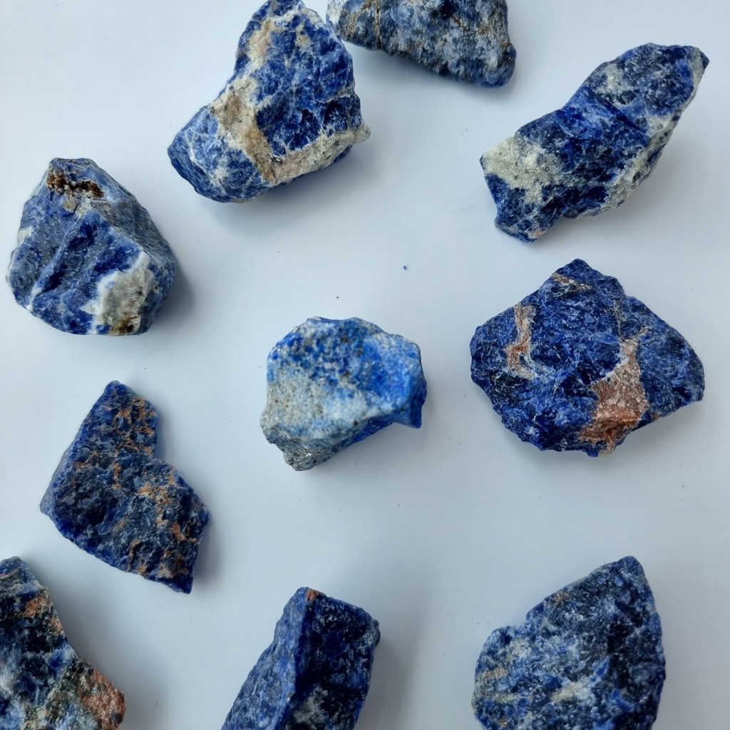 Đá thô thanh tẩy Sodalite xanh dương, đá thach anh dùng trong Tarot, Reiki, Phong Thủy