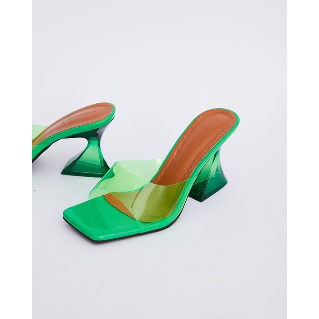M683 - CAO GÓT ALICE PLASTIC MULES