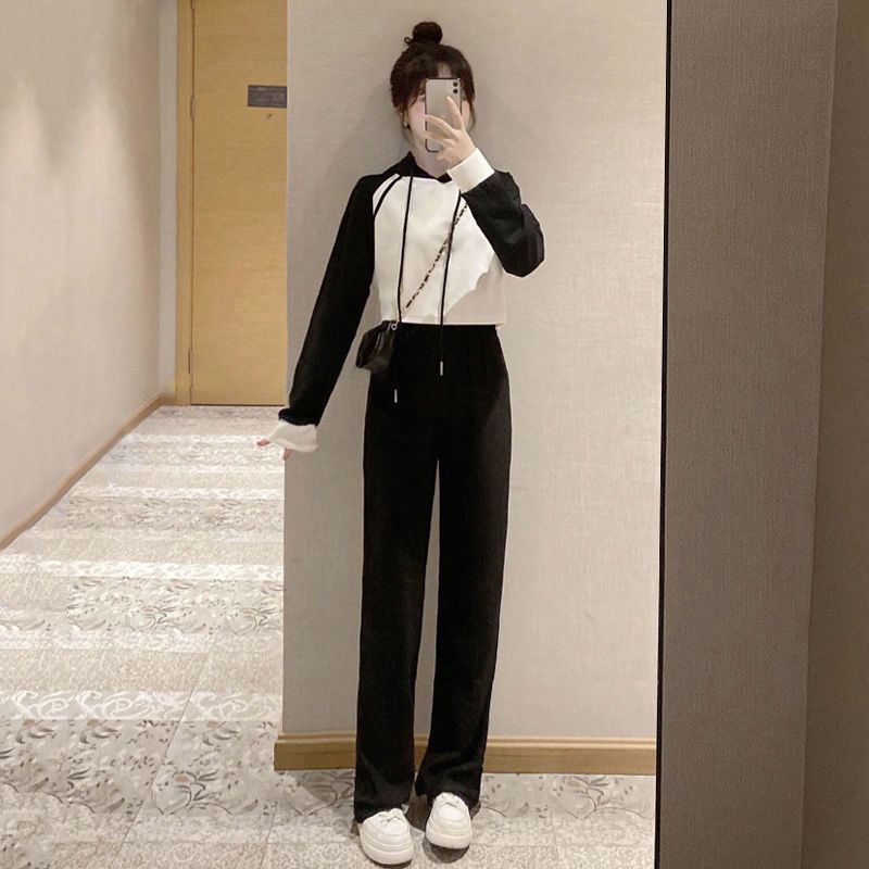 Early autumn suit girl student foreign style small hooded hoodie high waist wide leg pants leisure temperament two sets of tide