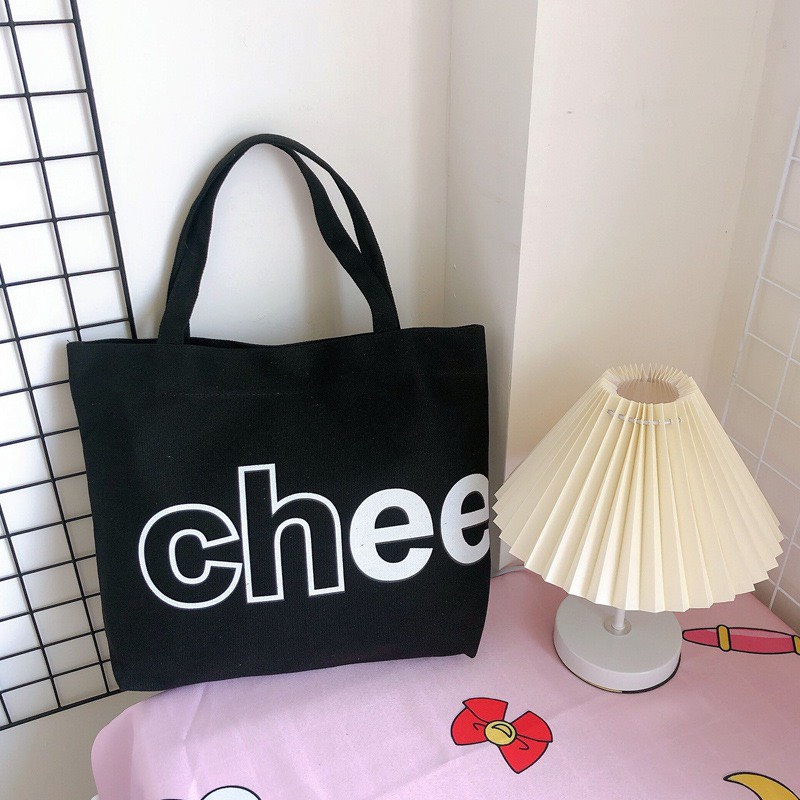 Túi tote HAZIN vải canvas ulzzang unisex in chữ Chee đi học đi làm có khoá miệng ngăn phụ nhỏ đựng vừa khổ a4