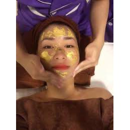 Combo 10 lá vàng kích thước 4×4 dùng trong spa thẫm mỹ viện