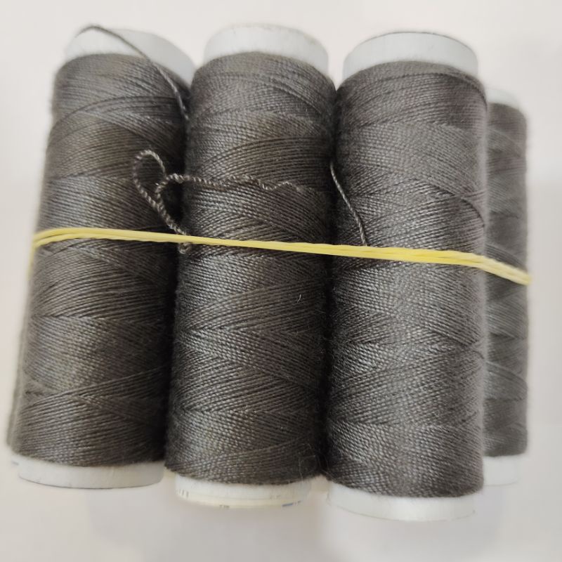 Chỉ jean đa sắc màu có phân loại màu