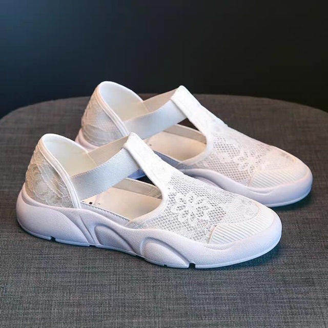 Giày cho các bạn nữ