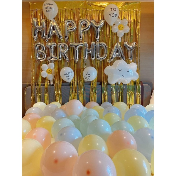 trang trí sinh nhật tại khách sạn cho nhóm bạn đi du lịch