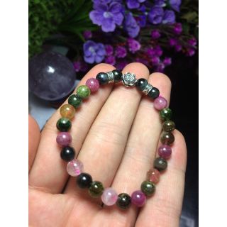 Vòng đeo tay tourmaline 7li mix charm bạc
