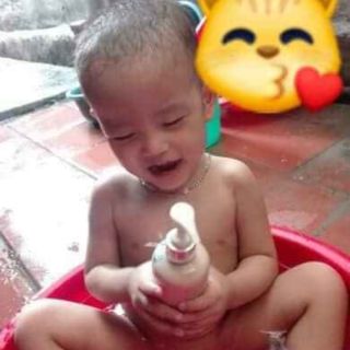 Tắm gội thảo dược cho bé