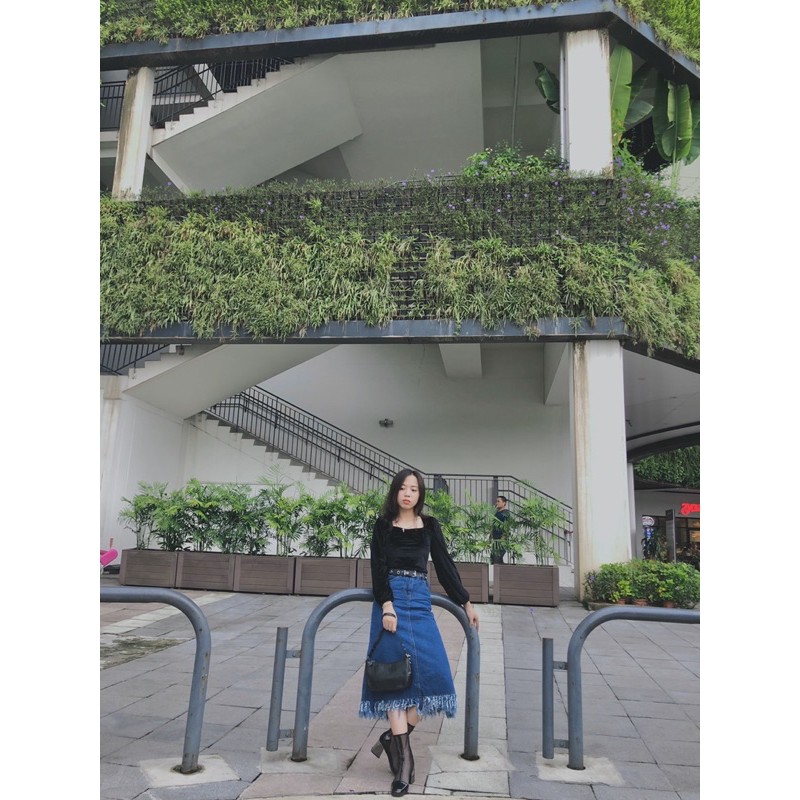 Áo nhung cổ vuông