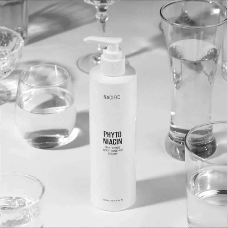 Kem dưỡng nâng tông da Phyto Niacin Whitening Body Tone-up Cream 300ml