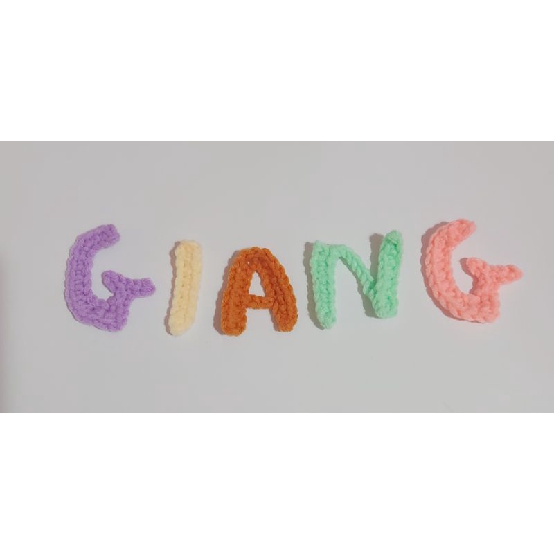 Chữ cái ghép tên bằng len