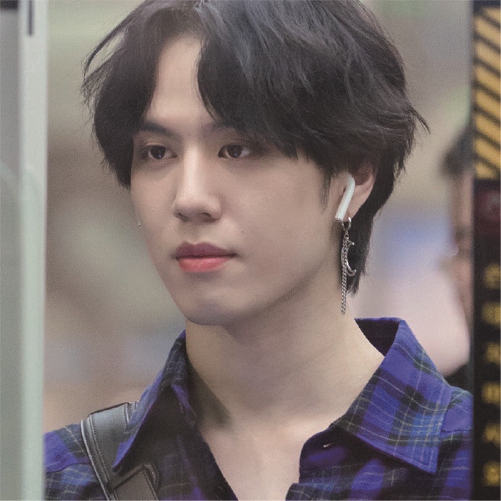 Bông Tai Dáng Dài Hình Mặt Trăng Thời Trang Cho Nam Nữ