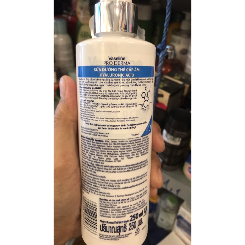 Sữa dưỡng thể cấp ẩm Hyaluronic Acid Pro Derma 4 for dry skin 250ml - full tem