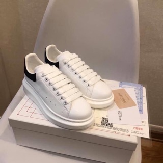 MCQueen trắng Alexender