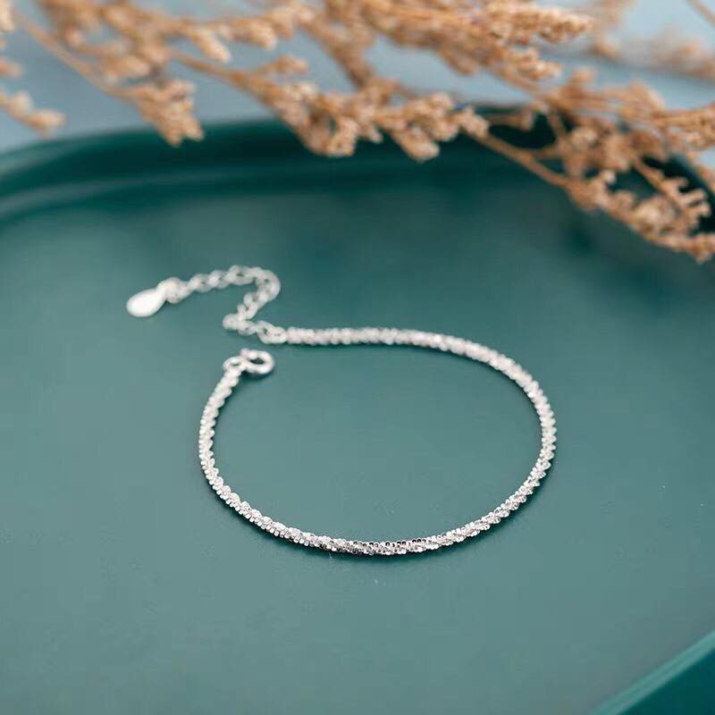 Lắc tay dây bông xù chất liệu bạc ta, lắc tay bạc thiết kế đơn giản, tinh tế | BigBuy360 - bigbuy360.vn