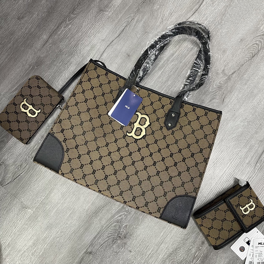 ✅  Túi MLB Monogram Diamond Jacquard TOTE Bag Boston Red Sox  HÀNG CHUẨN 1:1