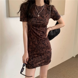 Đầm tay ngắn nhuộm màu cho nữ