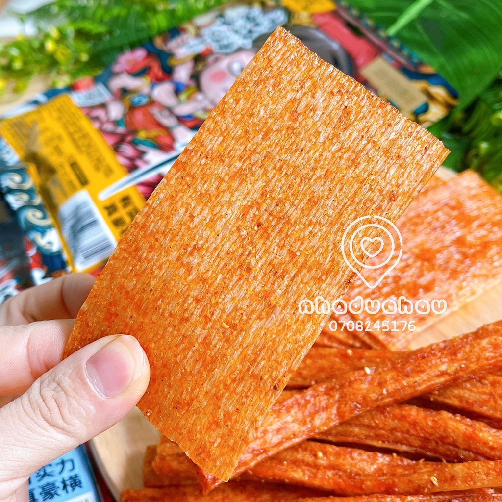 Một gói bim bim tăm cay hoạt hình Bát Giới/ Natra Hongkong gói lớn 90 gam 2 loại