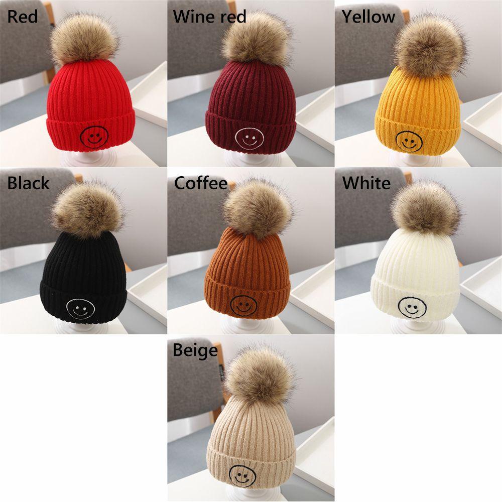 Mũ Len Beanie Đính Quả Bông Cho Bé MIHAN1