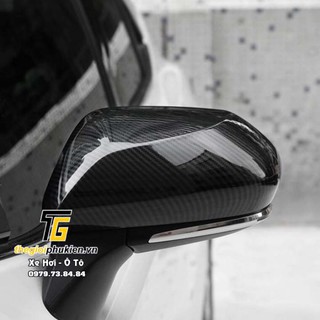 Bộ ốp gương chiếu hậu Toyota Camry 2019-2020 vân Carbon cap cấp