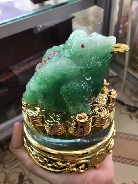 Ông cóc ngậm tiền đế xoay