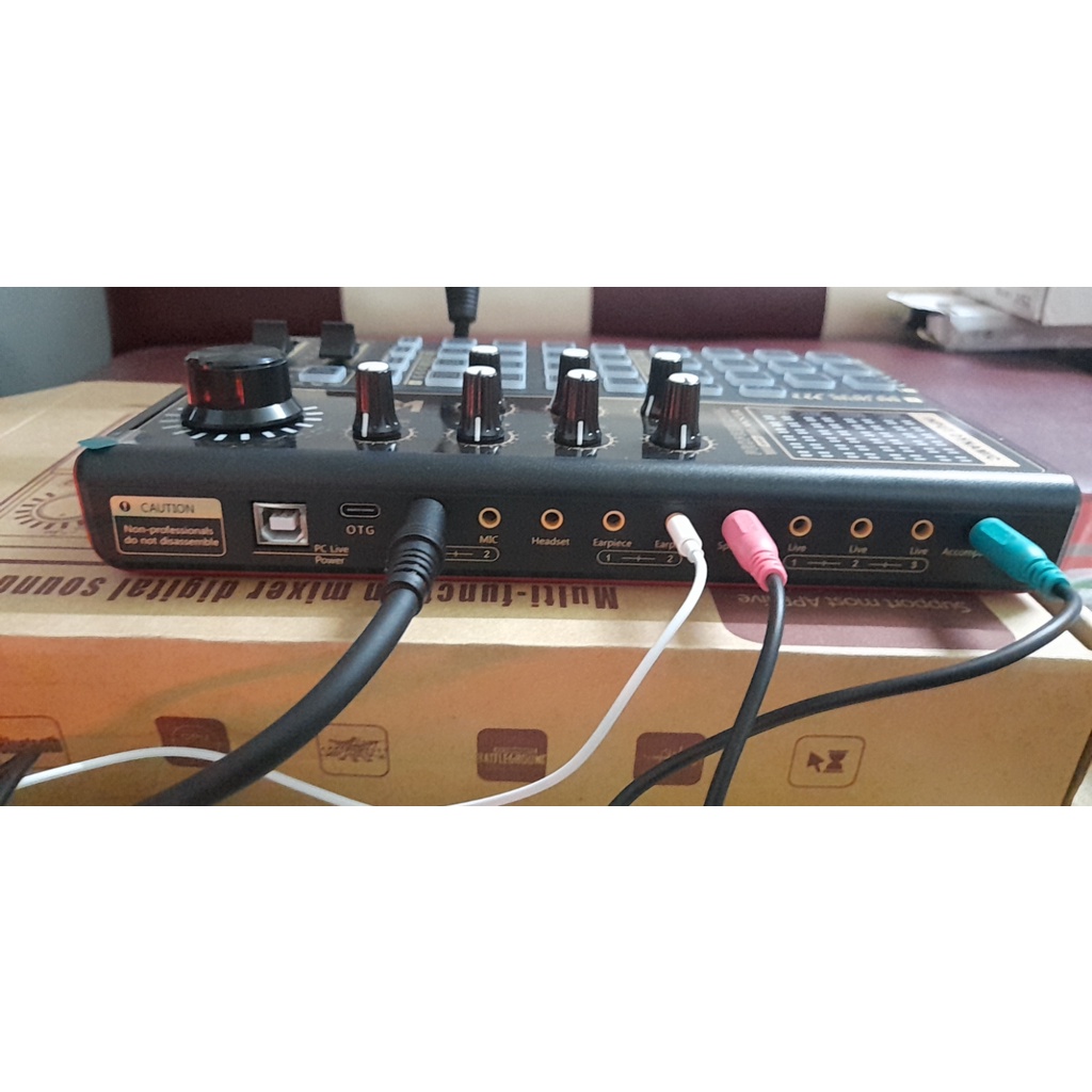 Combo livestream karaoke, thu âm Soundcard k300 Mic TAKSTAR PC K200 Chất Lượng Cao, Âm Thanh Cực Kỳ Sống Động