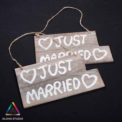 Bảng gỗ Just Married trang trí chụp ảnh cưới, wedding photo, đạo cụ chụp hình