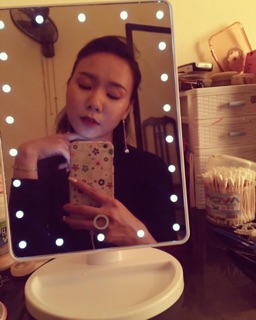 Gương led để bàn 22 bóng