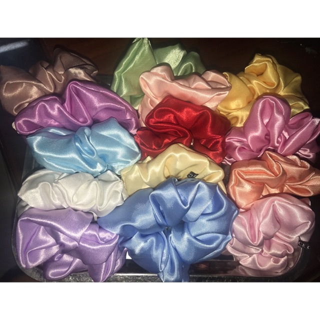 Cột tóc Srunchies , vải phi bóng trơn như hình