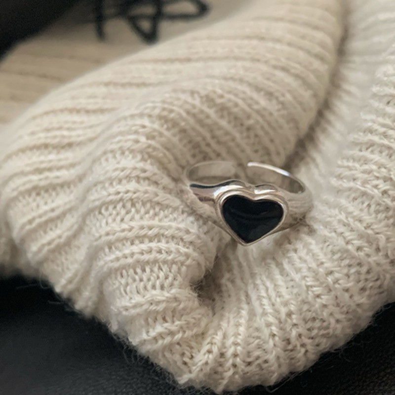 Nhẫn có thể tùy chỉnh kích cỡ thiết kế đơn giản