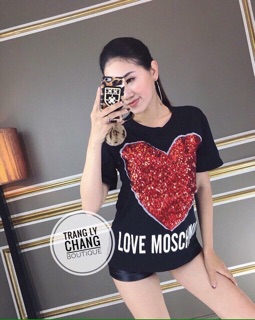 Áo trái tim love moschino