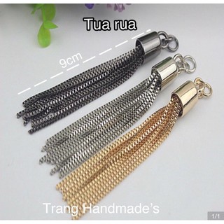 tua rua kim loại