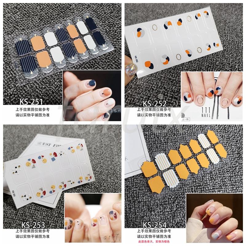 Miếng dán in họa tiết dùng trang trí móng tay