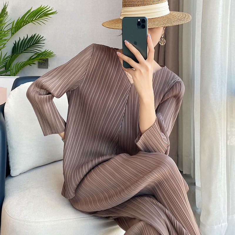 Miyake Xếp Ly Phong Cách Phương Tây Giảm Tuổi Bộ Đồ Thời Trang Nữ Xuân Thu 2022 Rời Top Thẳng Quần Hai Mảnh Bộ Đồ Ôm Hơn Nhìn Mùa Hè Phù Hợp Với Tất Cả Trận Đấu