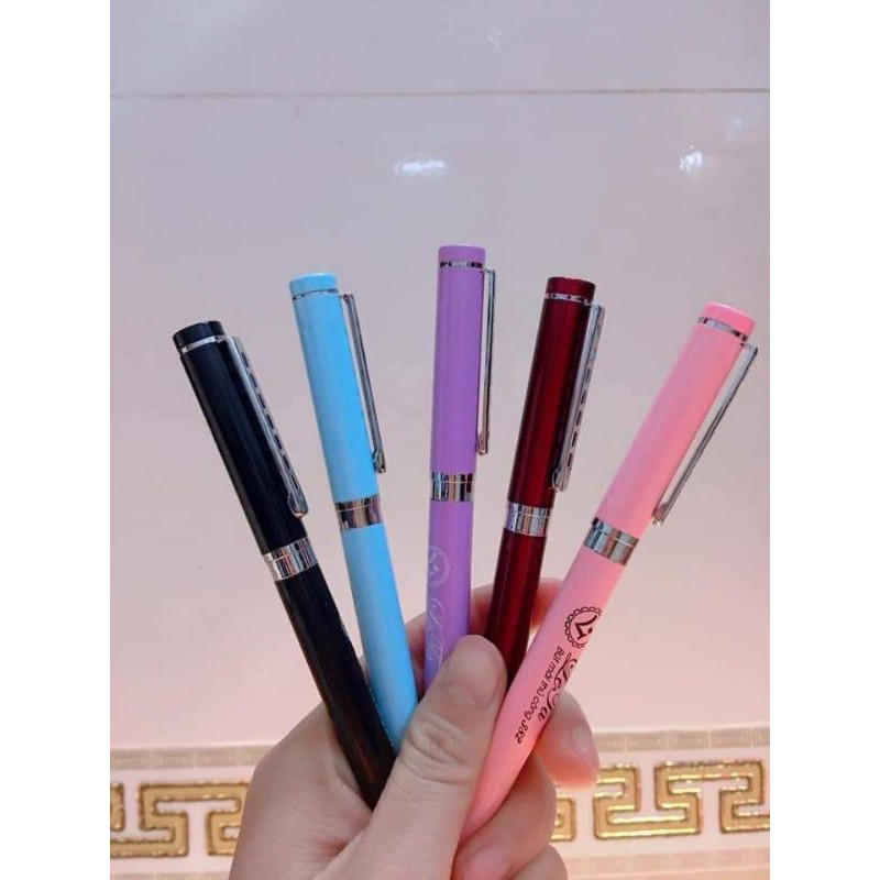 Bút luyện chữ đẹp Leta 382