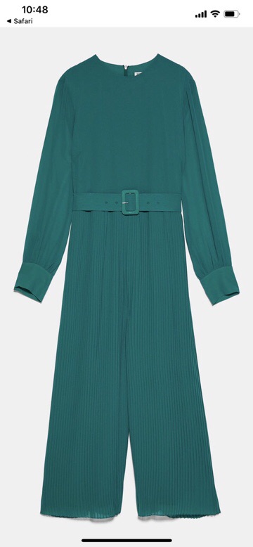 Bộ jumpsuit quần xếp ly - form rộng