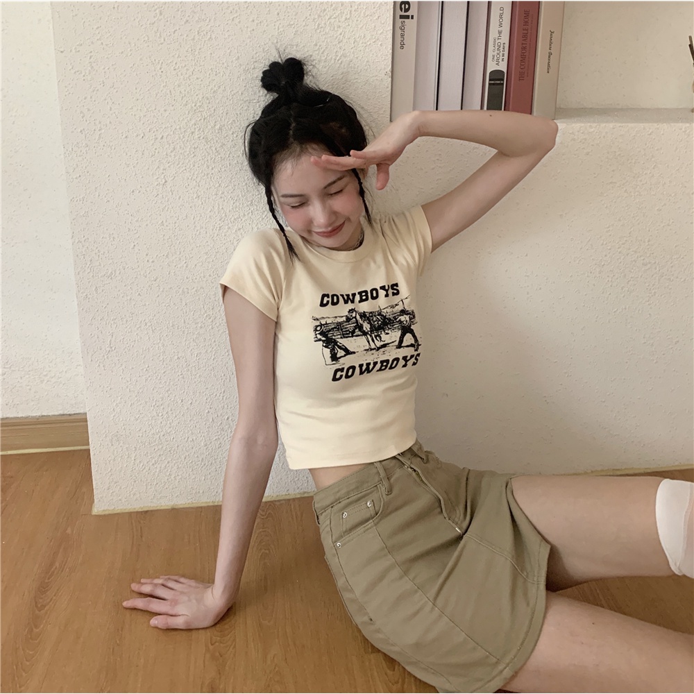 Áo thun thân ngắn dáng ôm tay ngắn phong cách Hàn Quốc quyến rũ cho nữ