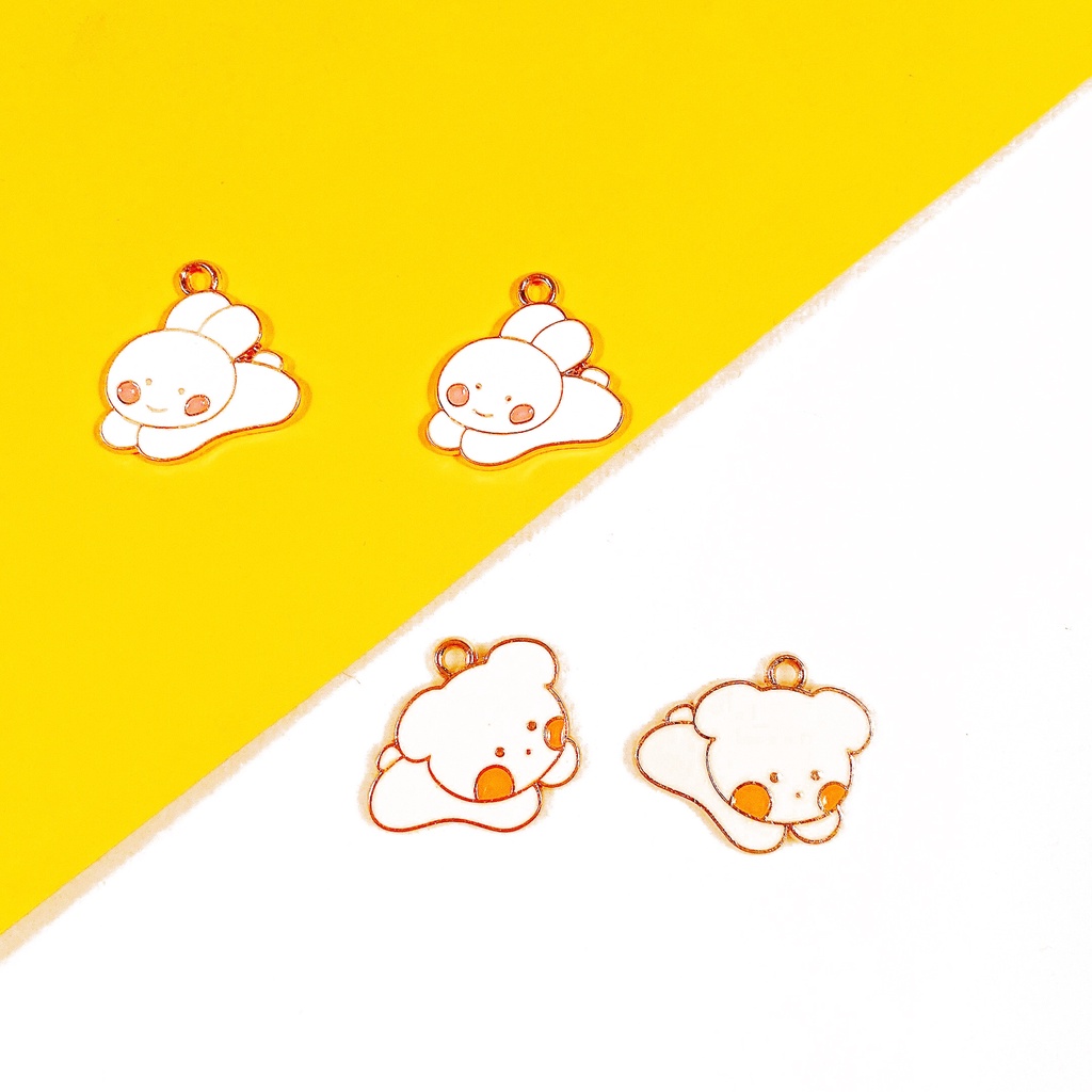 Charm Tròn Hình Gấu Và Thỏ Đôi Dễ Thương - Charm Kim Loại Gắn Trang Trí Móc Khoá