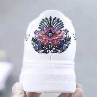 Giầy lưới thêu hoa