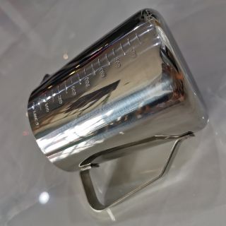 Ca đánh sữa có vạch chia 350ml inox